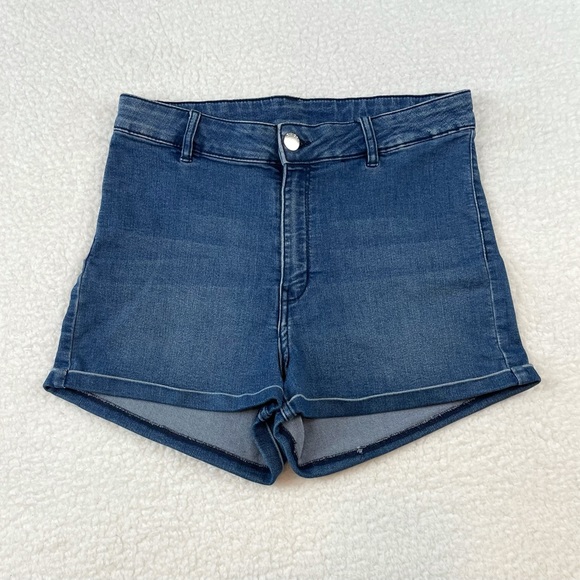 H&M Pants - H&M • Blue High-Waisted Stretch Denim Mini Shorts